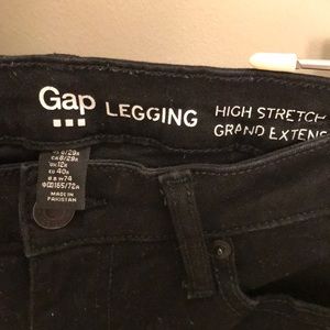 Gap Stretch Black Jeggings
